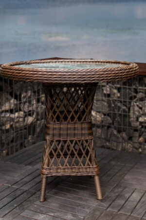 круглый столик из ротанга брауни