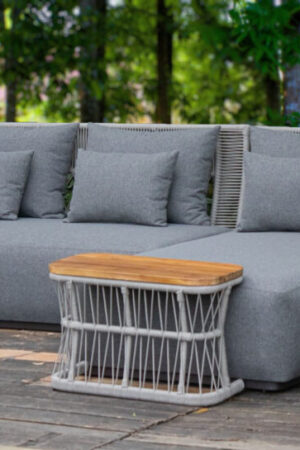 угловой уличный диван