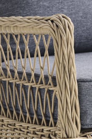 бежевое ротанговое плетение