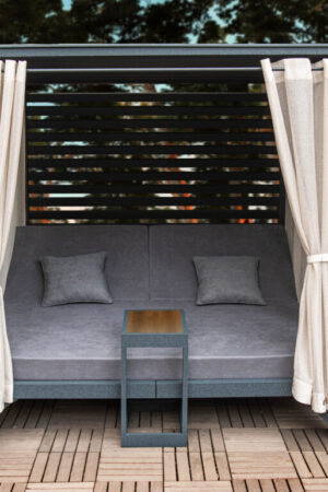 кровать уличная Немо