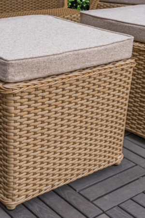 Мебель плетеная пуфы для дачи